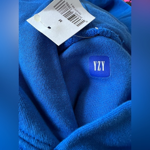 YeezyGap - Picture 2 of 8